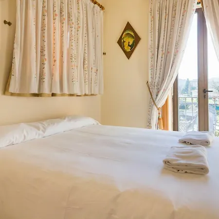 Pensión San Clemente Tui